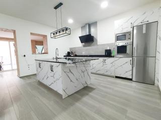 Maison à Monforte del Cid. Se vende casa planta baja en monforte del cid