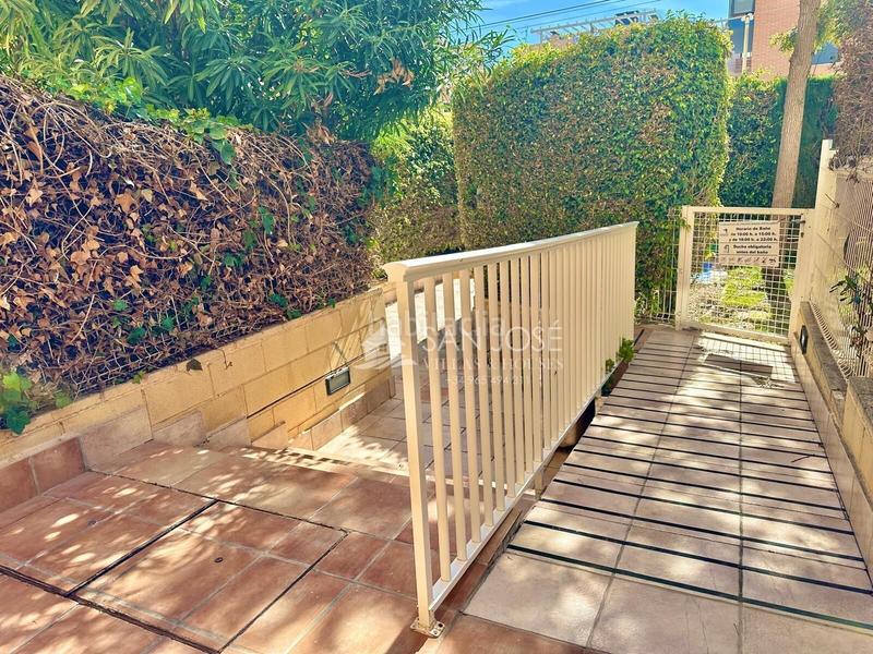 Foto e84dfcef-cdff-468f-a909-629b39e4d655. Appartement avec chauffage parking piscine dans Playa Muchavista Campello (el)