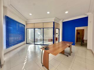 Lloguer Local Comercial a Centro