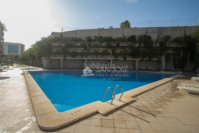 Foto 6d78fb10-909a-4448-93ff-f5c76a3455fe. Apartamento venta de apartamento hills, con licencia turística en Alicante