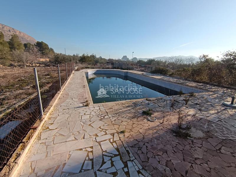 Foto 366508a3-63e4-43d7-b8a7-6bfb53cb1fd2. Chalet avec parking piscine dans Hondón de las Nieves