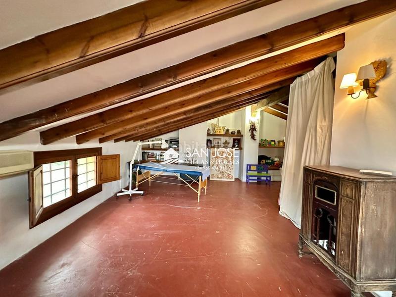 Foto 4bde9b79-8f42-4bd7-8a9e-70533953bd60. Chalet with pool in Alzabares Elche / Elx