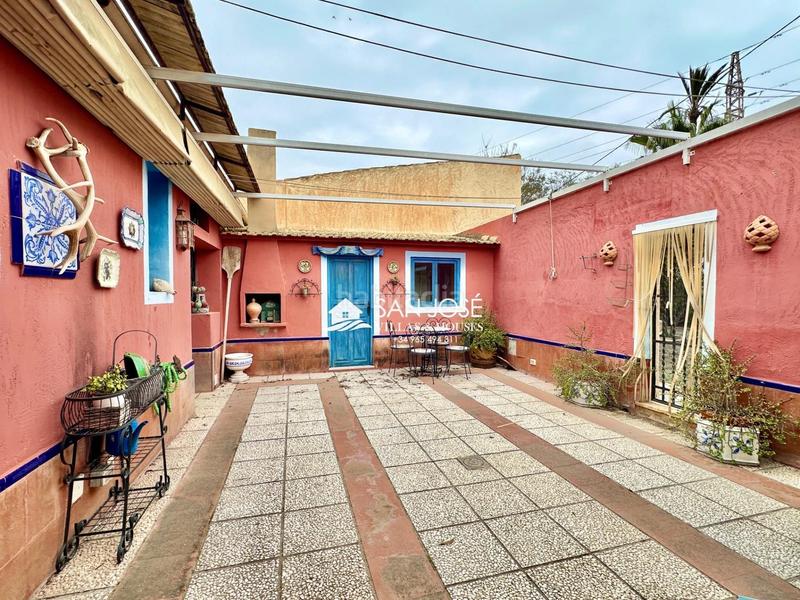 Foto 7440f006-e8ed-47fc-b88e-90955a4855b9. Chalet with pool in Alzabares Elche / Elx