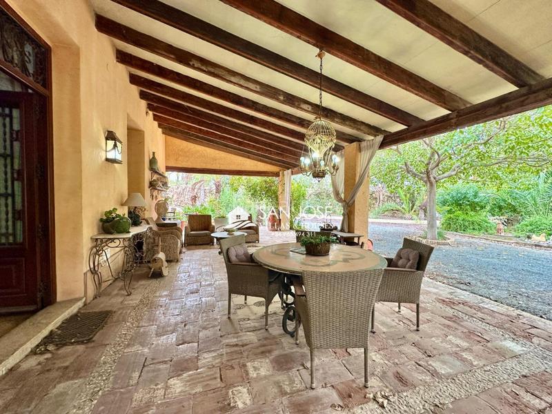 Foto 85630963-a25e-4961-be60-7f04578a4494. Chalet with pool in Alzabares Elche / Elx