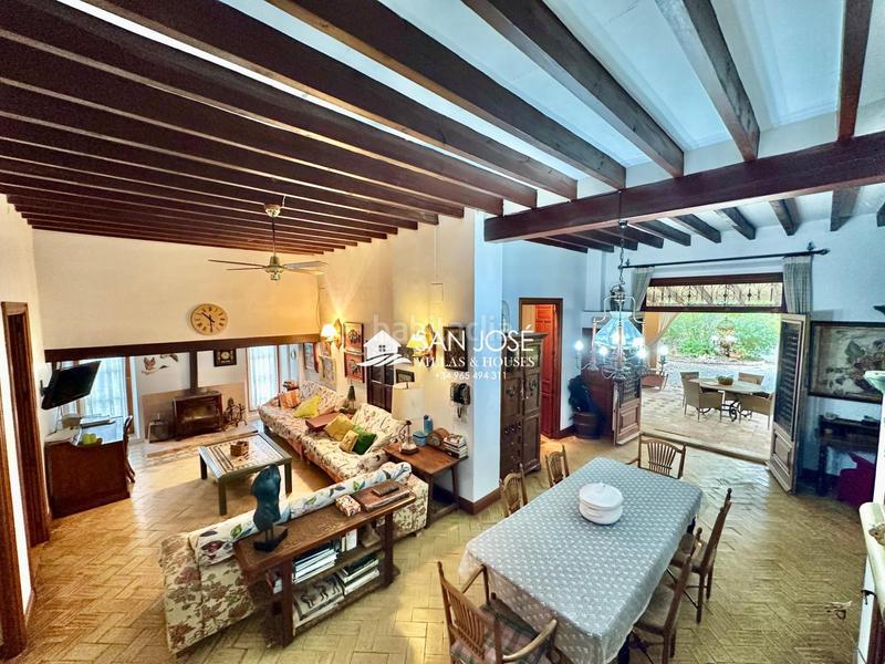 Foto f880c24b-e367-40b2-9519-cb12f16ae684. Chalet with pool in Alzabares Elche / Elx