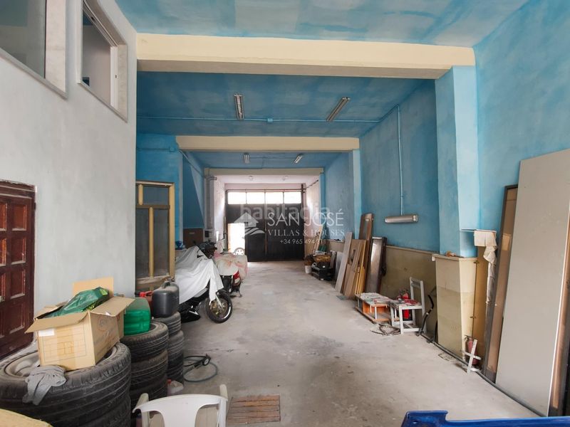 Foto 1ff87df3-d138-4eb7-af88-c1774459bb7e. Casa amb aparcament a Novelda