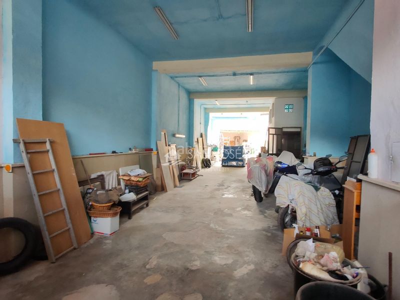 Foto af787e84-862b-4465-a14d-026b7dff79c1. Casa amb aparcament a Novelda