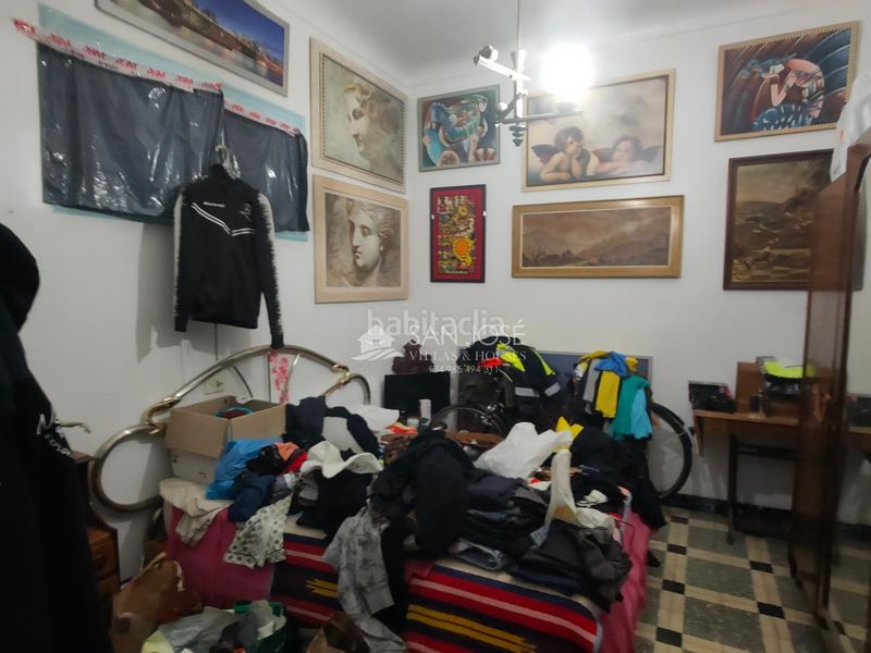 Foto f05babe1-aae3-4578-a561-a5e5f9697ad8. Casa amb aparcament a Novelda