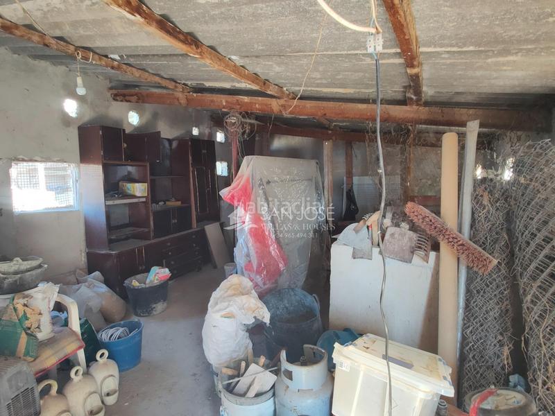 Foto 116ae32d-c88d-4714-985f-5a2a9e3eff52. Casa se vende casa cueva con terreno y varias construcciones en Aspe