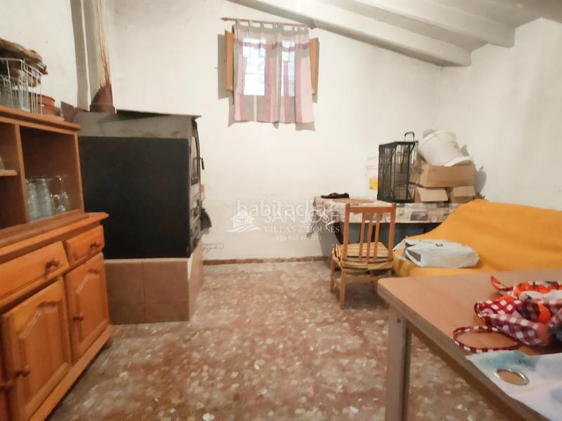 Foto 303b39e4-0802-4ee2-90d5-ca03c07c914e. Casa se vende casa cueva con terreno y varias construcciones en Aspe