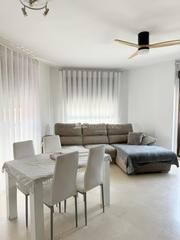 Etagenwohnung in Novelda. Se vende espectacular piso en novelda año 2012 con garaje y tras