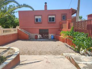 Chalet en Pedanías Oeste. Se vende casa de campo en buen estado en aspe