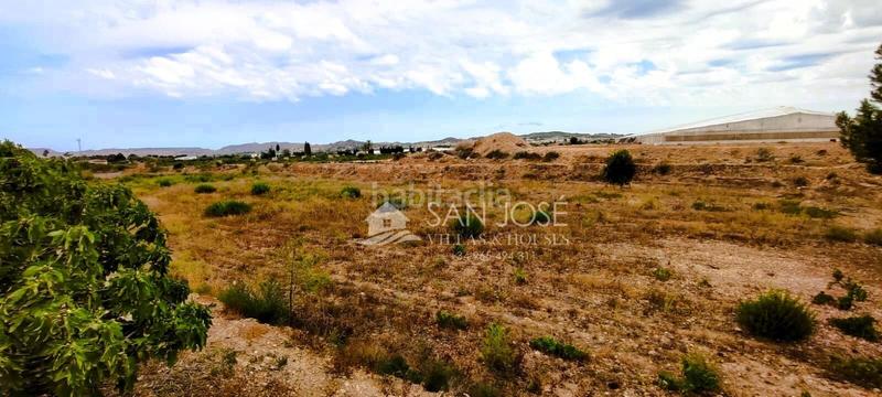 Foto 846d56f5-6e74-46f8-b7de-4023d47a720d. Casa in Novelda