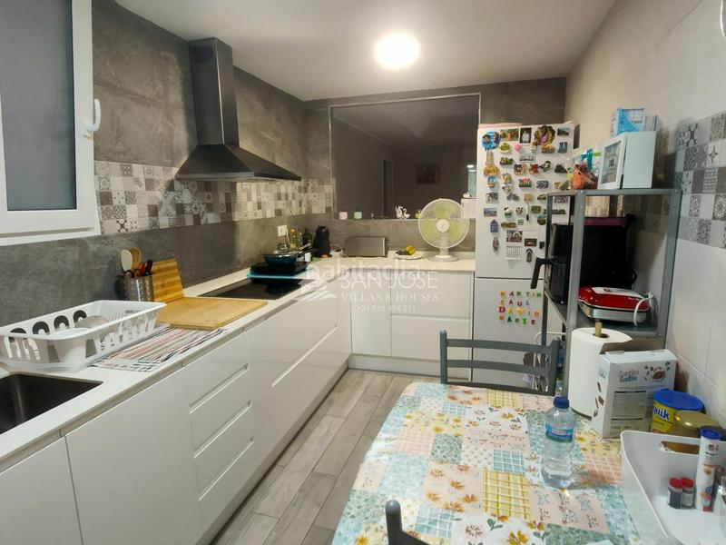 Foto 7ba47290-68a3-4f70-8bbd-3b76fd1248fb. Etagenwohnung in Carolinas Altas Alicante