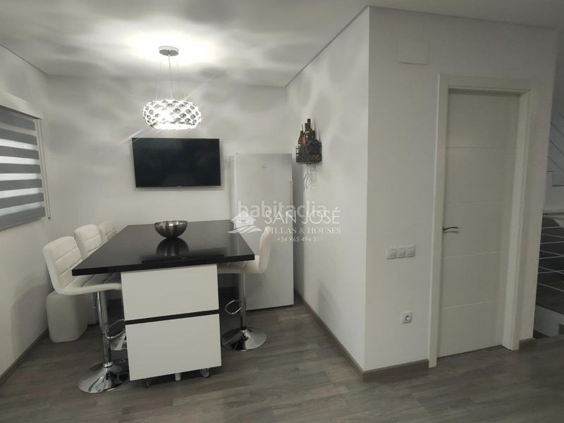Foto 2f5f655a-2400-4fbf-8c6b-3ecfa9155077. Casa amb aparcament a Las Fuentes-Los Cipreses Aspe