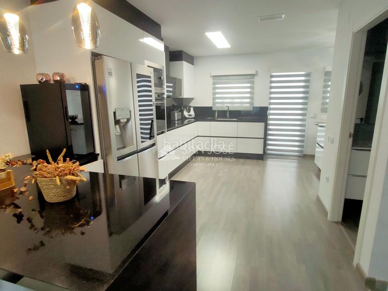 Foto bd4755ce-cf84-4a75-af45-a38e5f3001dd. Casa amb aparcament a Las Fuentes-Los Cipreses Aspe