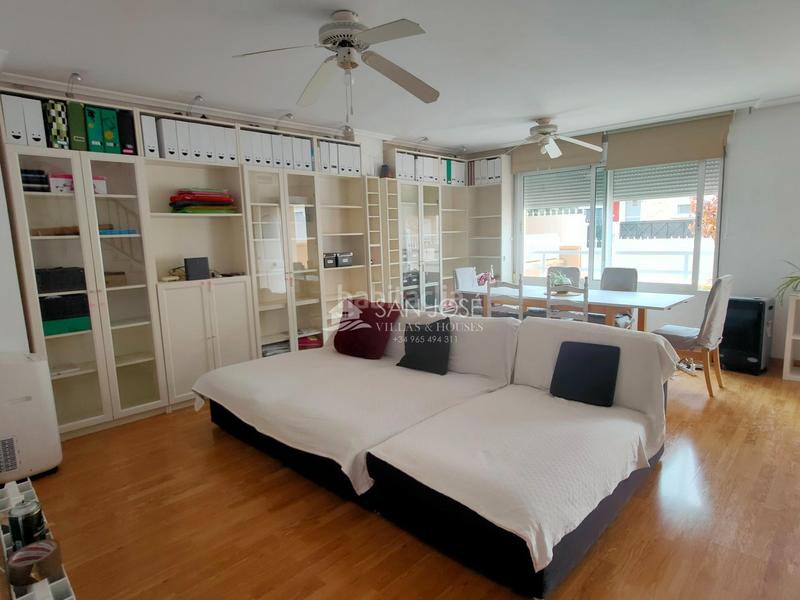 Foto cac55227-787b-4f9c-837c-c2e863b69700. Rent house with parking in Las Fuentes-Los Cipreses Aspe