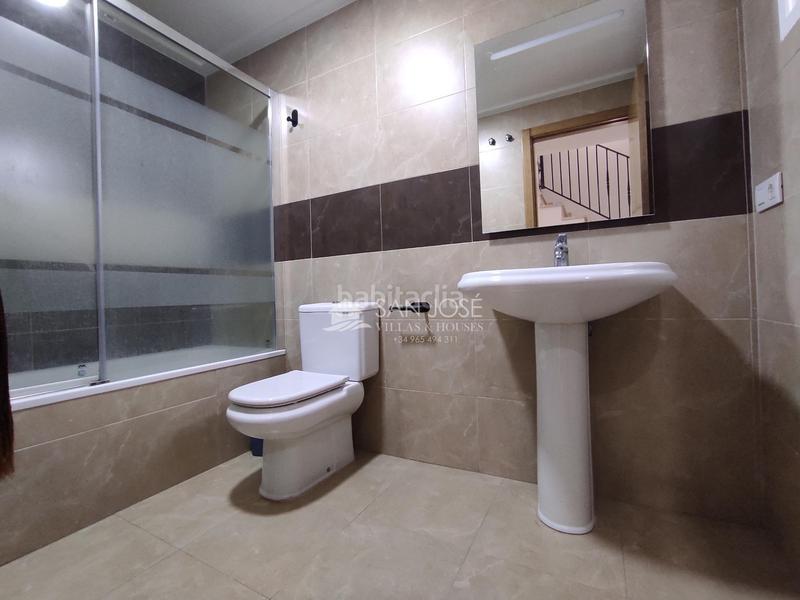 Foto 0169685a-b36f-49b1-ba73-839c3b94aa86. Casa amb aparcament a Monforte del Cid