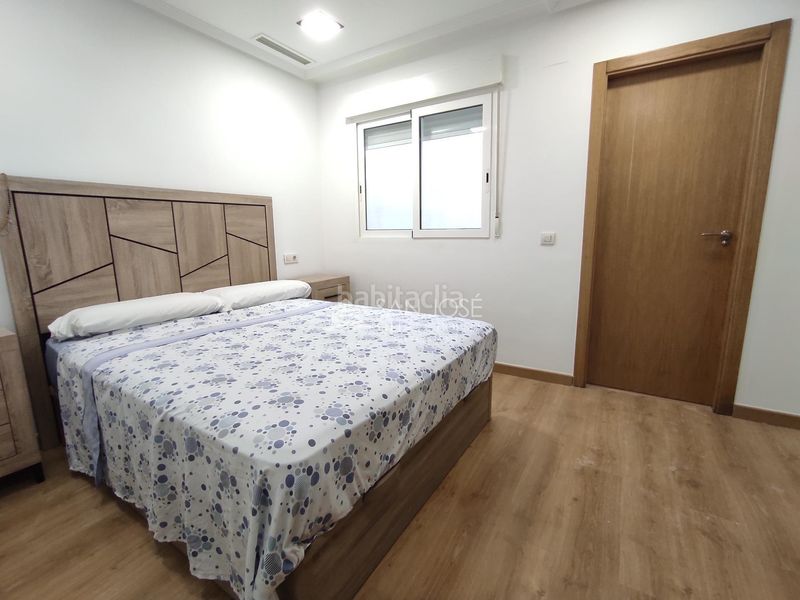 Foto 17eeb185-2dbf-4d90-b50c-b360ac5e5332. Casa se vende bungalow con patio y solarium en Monforte del Cid