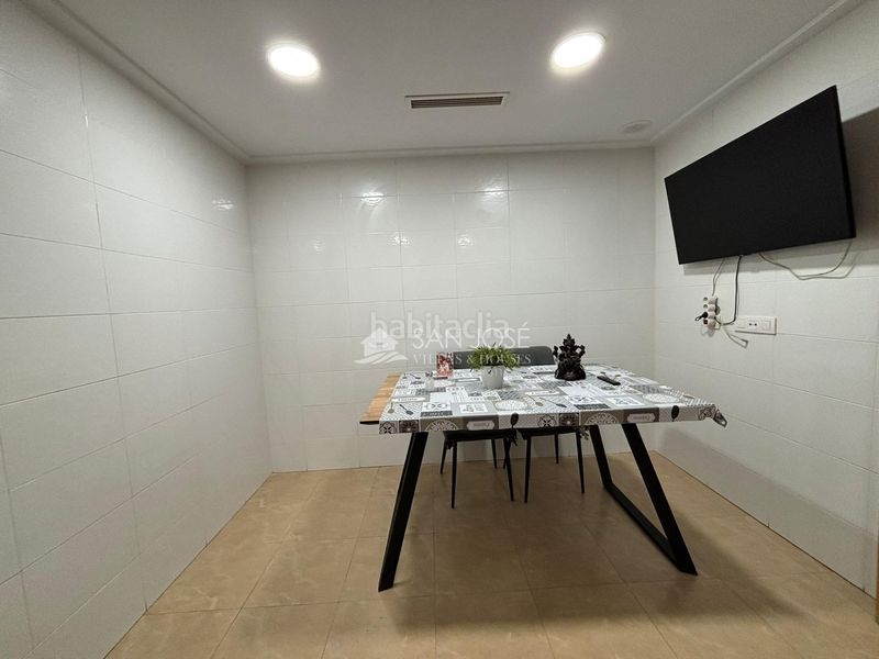 Foto 4c6d7465-cb83-4afa-9a90-38e15a357997. Casa se vende bungalow con patio y solarium en Monforte del Cid