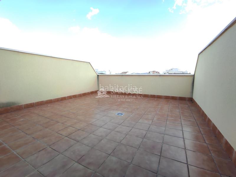 Foto b0bdd10f-bab3-4aa7-b7e7-70195369ed7e. Casa amb aparcament a Monforte del Cid