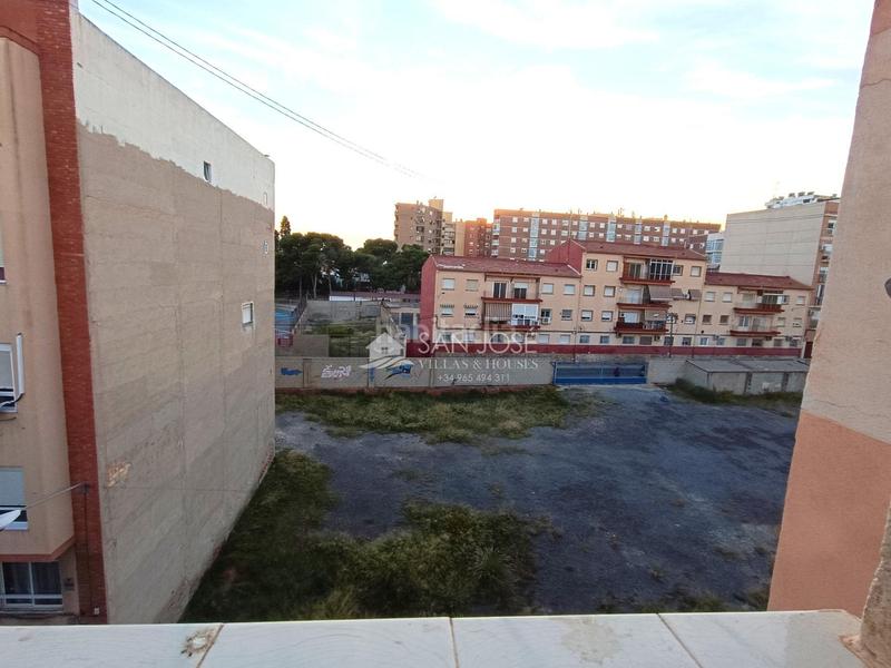 Foto 4ce80d2e-932f-4f11-8756-c0fe486cb947. Piso  en altozano en venta , en Altozano - Conde Lumiares Alicante