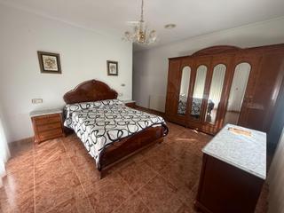 Casa adossada a Formentera del Segura. Venta de chalet en formentera del segura, centrico