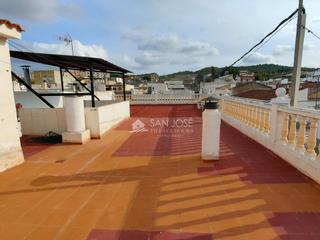 Casa in La Coca-La Nia-Vistahermosa. Se vende casa reformada en aspe en muy buena zona