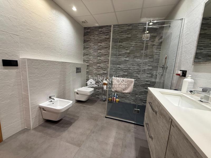 Foto b8d6f116-db02-4cad-8596-d8a4d9c38b8f. Planta baixa a Novelda