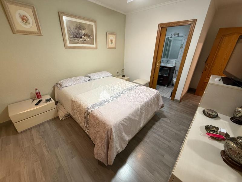 Foto c3c223a8-bc80-4ca4-b505-2bc21d5ddcf6. Planta baixa a Novelda