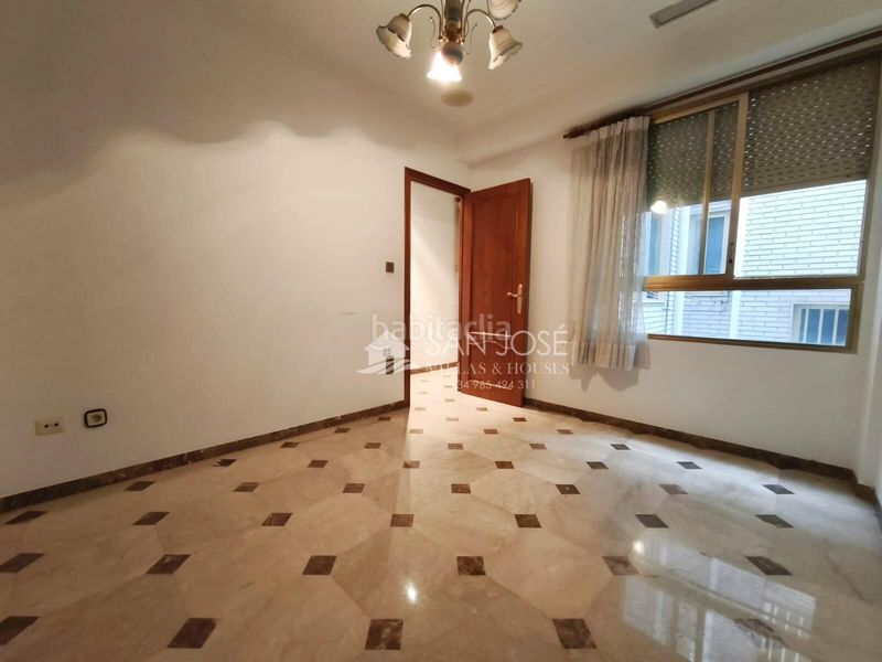 Foto 197e902a-bdad-4e42-8455-5712bf76d317. Pis a Novelda
