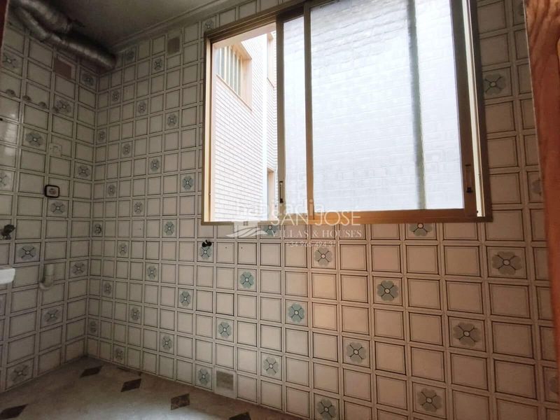 Foto 2b027b33-0c66-482f-9d38-6d637ce987d3. Pis a Novelda