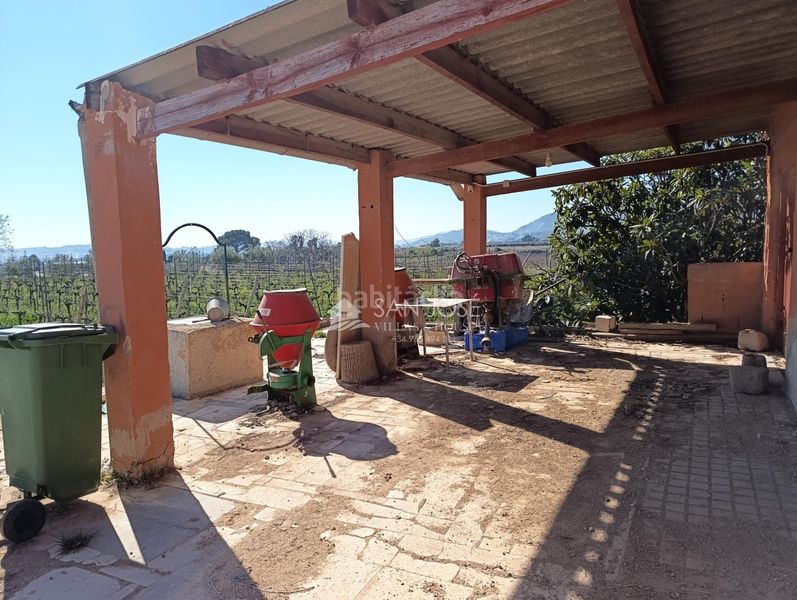 Foto b4151480-8ce2-4a87-a34f-8b535ad4b456. Casa a Novelda