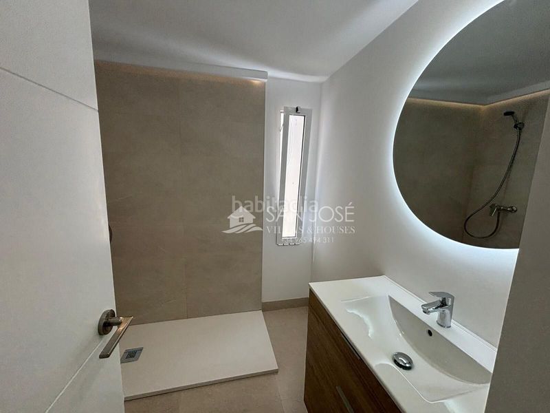 Foto 60c51728-103f-4665-87f1-adaf0a478ee6. Pis a Prosperidad Aspe