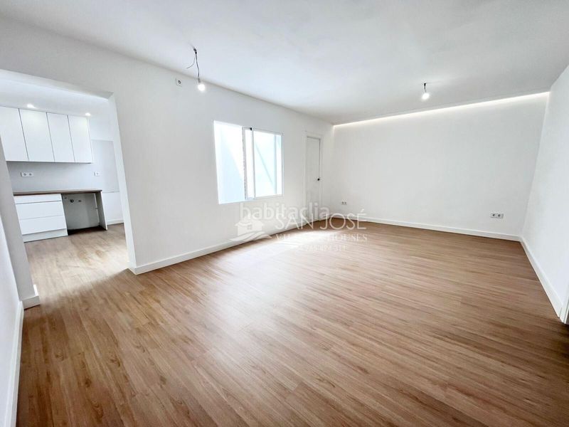 Foto e591f8d5-2c44-4d69-b5d4-4e90b427f4d5. Pis a Prosperidad Aspe