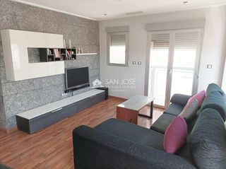 Etagenwohnung in Las Fuentes-Los Cipreses. Se vende piso listo para entrar a vivien en aspe