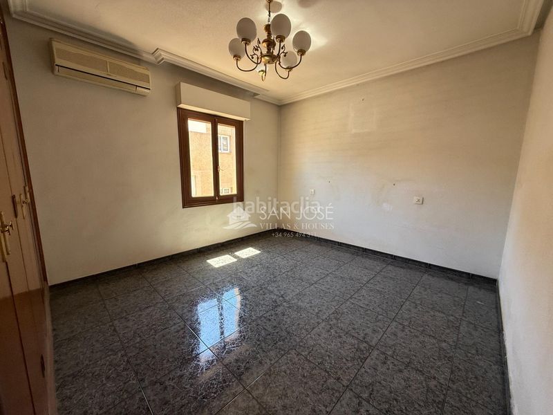 Foto 4d0d9555-f956-42df-a20d-15523d2ddaf2. Pis a Prosperidad Aspe