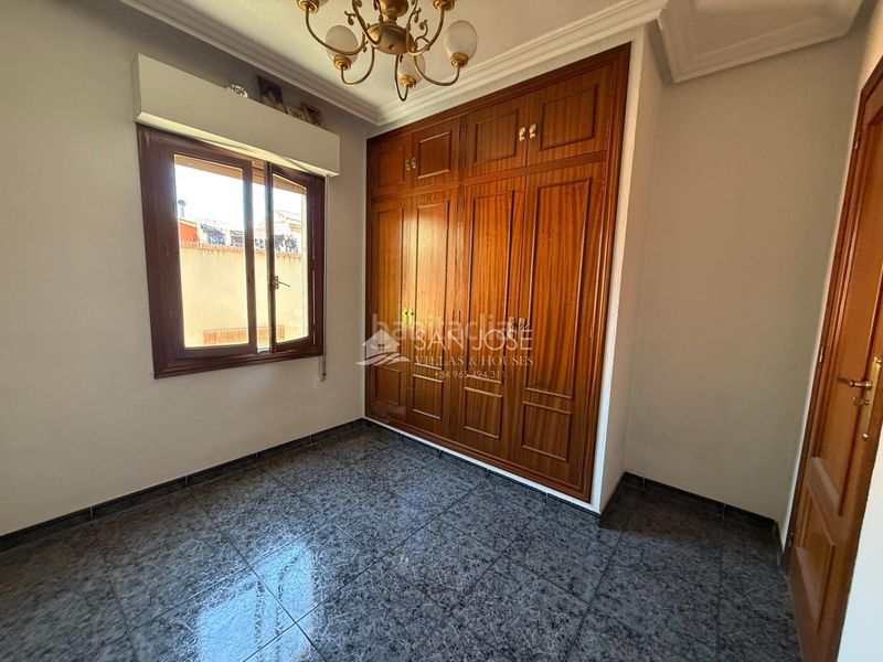 Foto e840f799-6c17-4339-bdf4-3bbd0a493ec3. Pis a Prosperidad Aspe