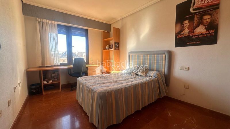 Foto a785e52d-279e-4b8d-888b-f1cc2b92e03f. Pis a Centro Aspe