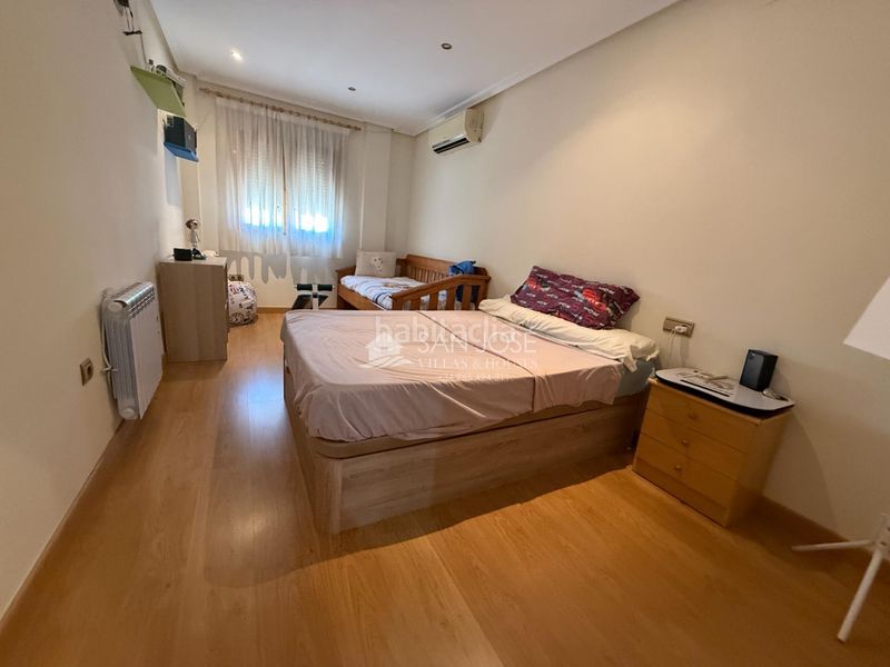 Foto 4d3ee672-7569-4d1d-89be-a07b0631e570. Casa amb aparcament a El Castillo Aspe