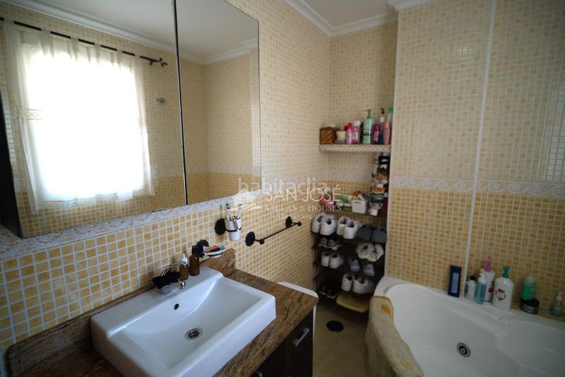 Foto 45f26758-f4e3-40d3-a7ff-61044d7a97d8. Casa adossada amb calefacció aparcament a La Coca-La Nia-Vistahermosa Aspe