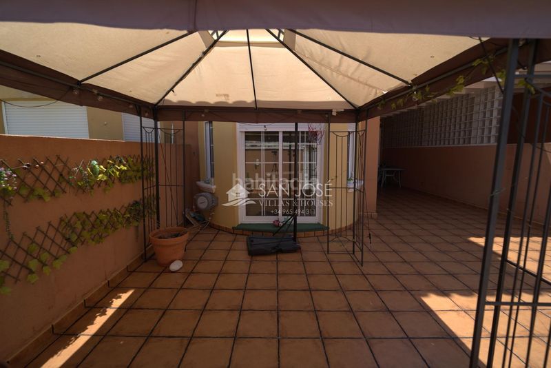 Foto 55e5b938-411d-4bd9-b25a-37e7f968f74f. Casa adossada amb calefacció aparcament a La Coca-La Nia-Vistahermosa Aspe