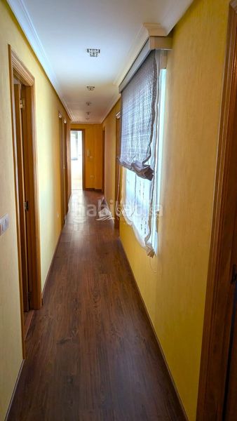 Foto 5f3b2087-3b7a-4703-aa48-cc75646457d9. Pis amb aparcament a Novelda