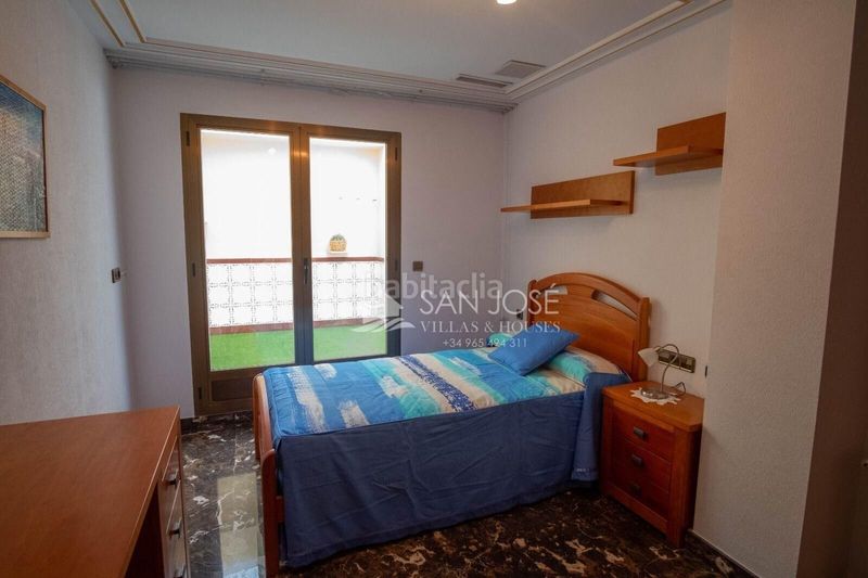 Foto 611aed2f-d44a-4046-8395-36b50bed07e4. Casa amb calefacció aparcament a Novelda