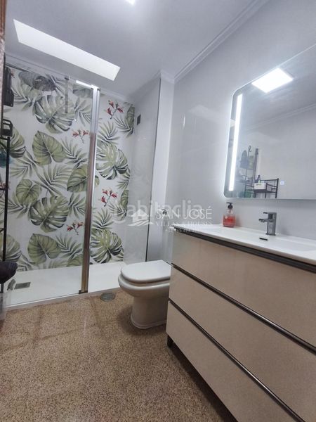 Foto b50c863f-72ba-40a4-85eb-6cef17355865. Casa amb aparcament a Las Fuentes-Los Cipreses Aspe