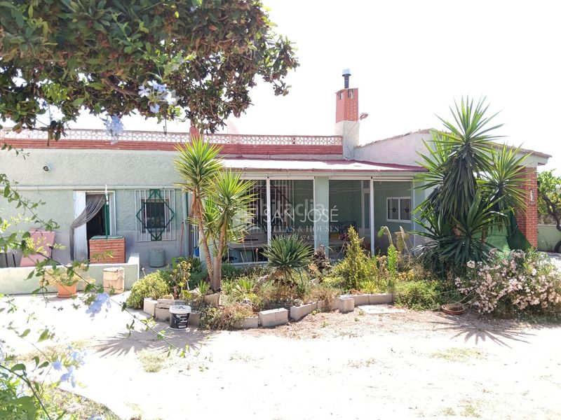 Foto a9de3f25-7807-4dfc-952b-88e3abdff361. Chalet mit pool in Romana (la)