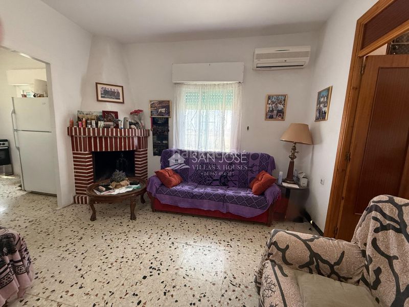 Foto a306c8ba-b7cd-4870-b498-37198d7e5cdd. Xalet amb calefacció aparcament piscina a Pedanías Oeste Aspe