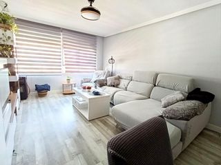 Appartamento in Monforte del Cid. Se vende espectacular piso con dos patios en monforte del cid.