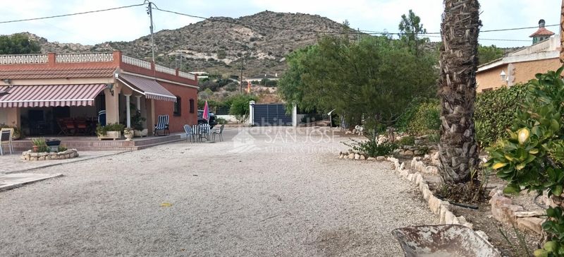 Foto ffedd421-c28c-466d-a8b0-526451425a04. Xalet amb calefacció aparcament piscina a Pedanías Oeste Aspe