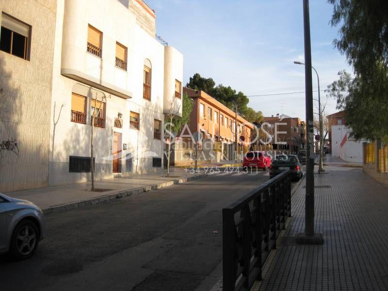 Foto d8181884-ad88-4061-97b7-f31eeec595fb. Edificio in San Juan Aspe